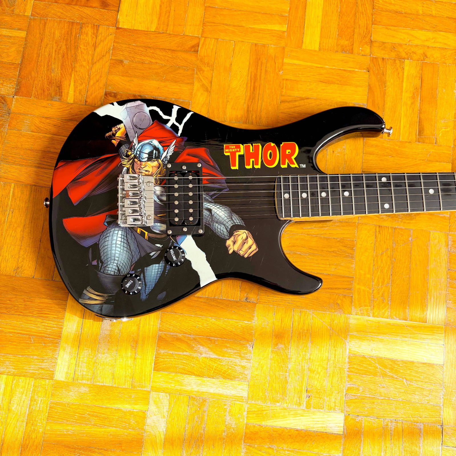 Peavey Marvel Avengers Thor Rockmaster 3/4 Size Electric Guitar – 2011 – Rare!