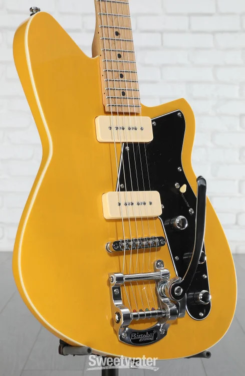 Reverend Jetstream 290 Electric Guitar – Vintage Yellow, Maple Fingerboard