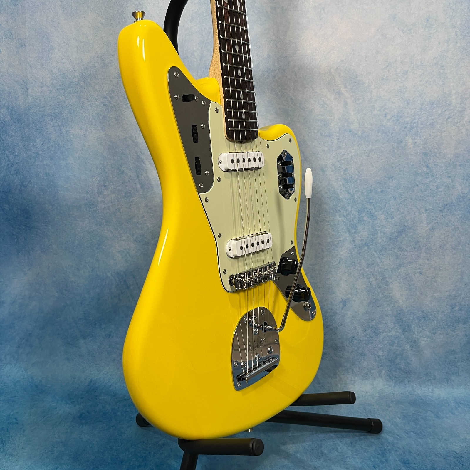 2026 Fender Jaguar Graffiti Yellow MIJ FSR Made in Japan Traditional 60s