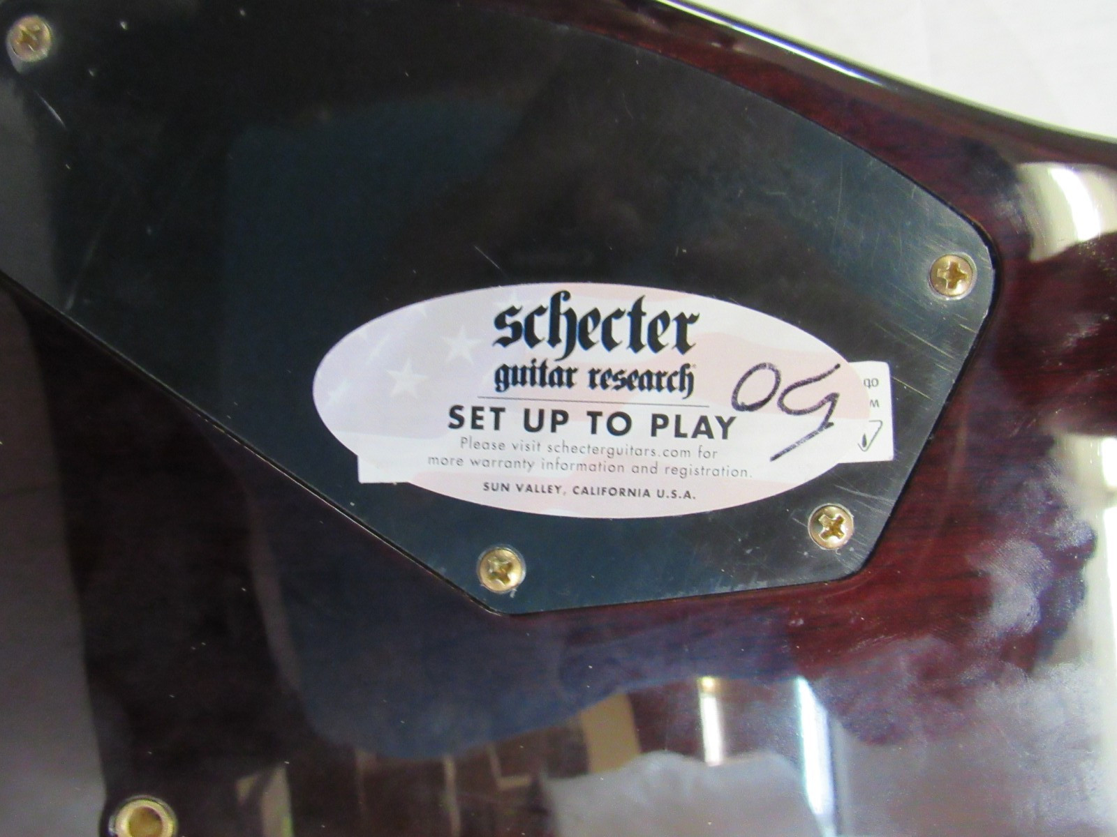 Schecter Omen Extreme-6 Electric Guitar – Natural w/ Wolfpak Polyfoam Case
