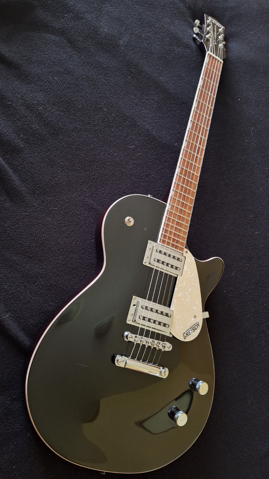 Gretsch Electromatic Jet – Gloss Black- W/Gibson Gig Bag