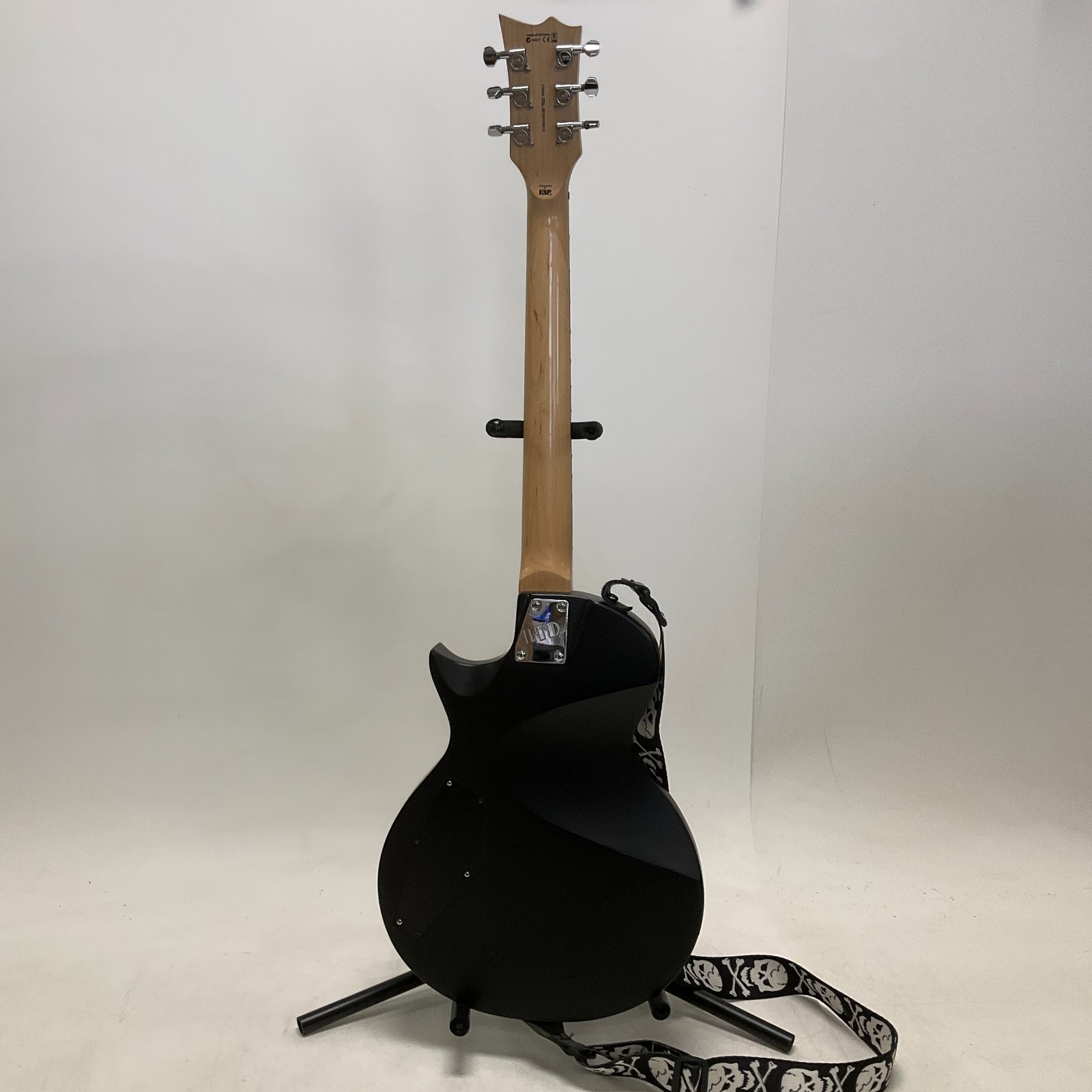 ESP LTD EC-10 Electric Guitar Black Right Hand with Gig Bag