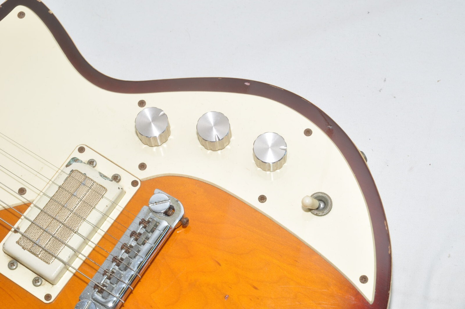 Guyatone Marroly with case 6J0929C-G2 Electric Guitar RefNo 6536