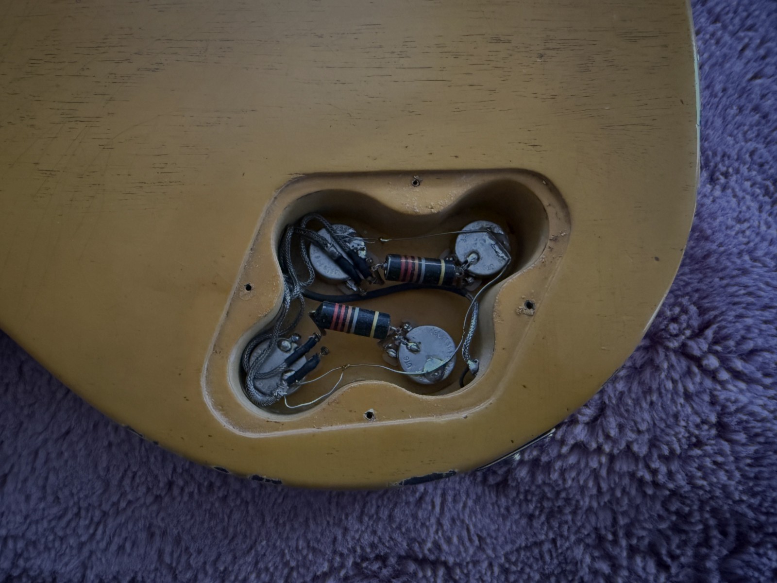 Vintage Gibson Les Paul Special – TV Yellow