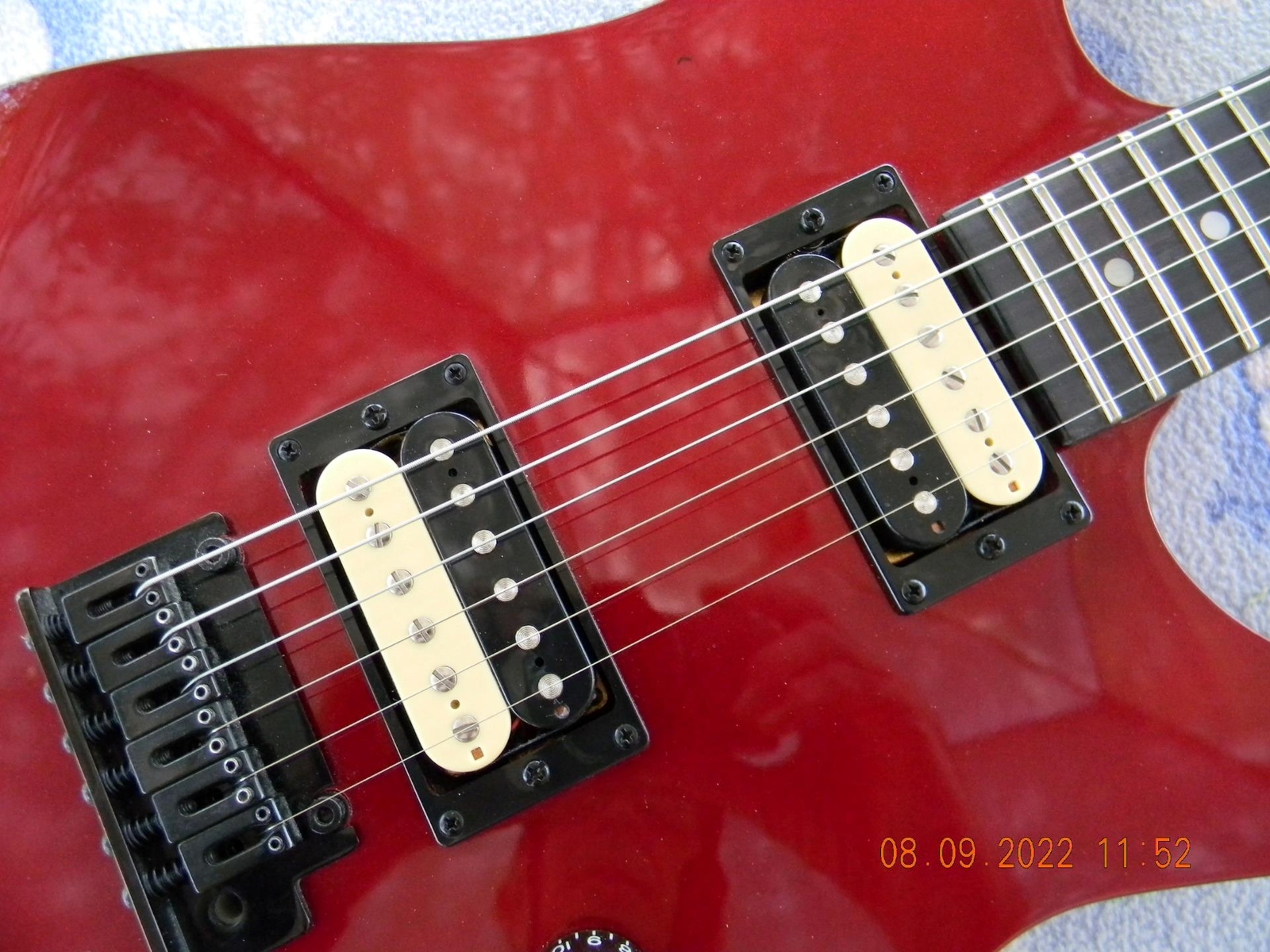 Jackson JS Dinky “Custom Shack”,Hot Zebra Pickups,Coil Splitting,Black Hardware