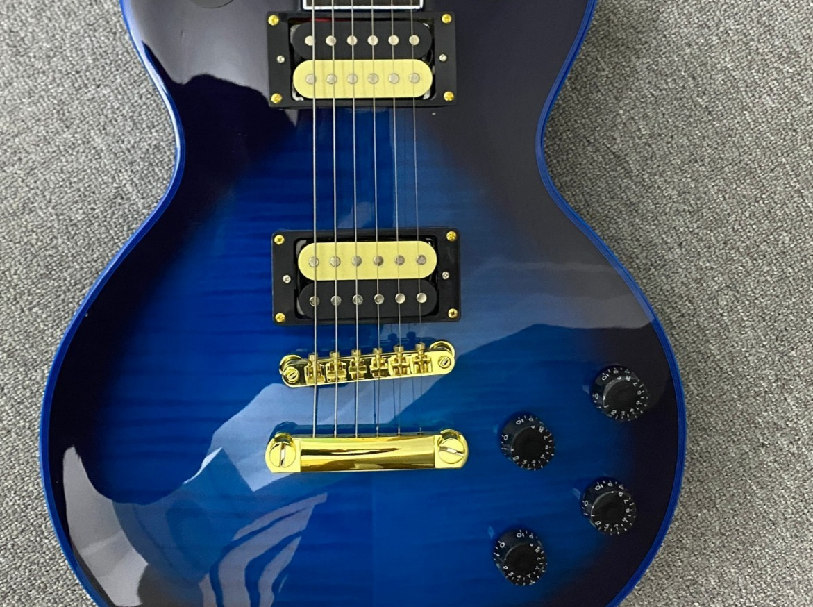 On Sale Sapphire Burst Flame maple veneer Electric Guitar Solid Mahogany Body