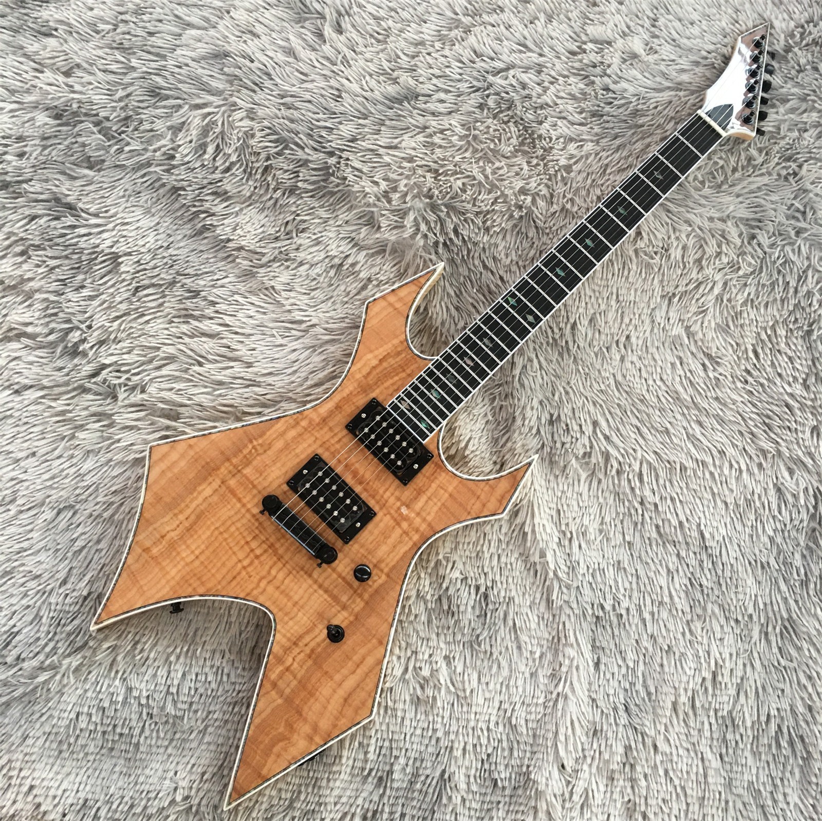Electric Guitar Warlock Extreme Natural Black Part HH Pickup Solid Maple Neck