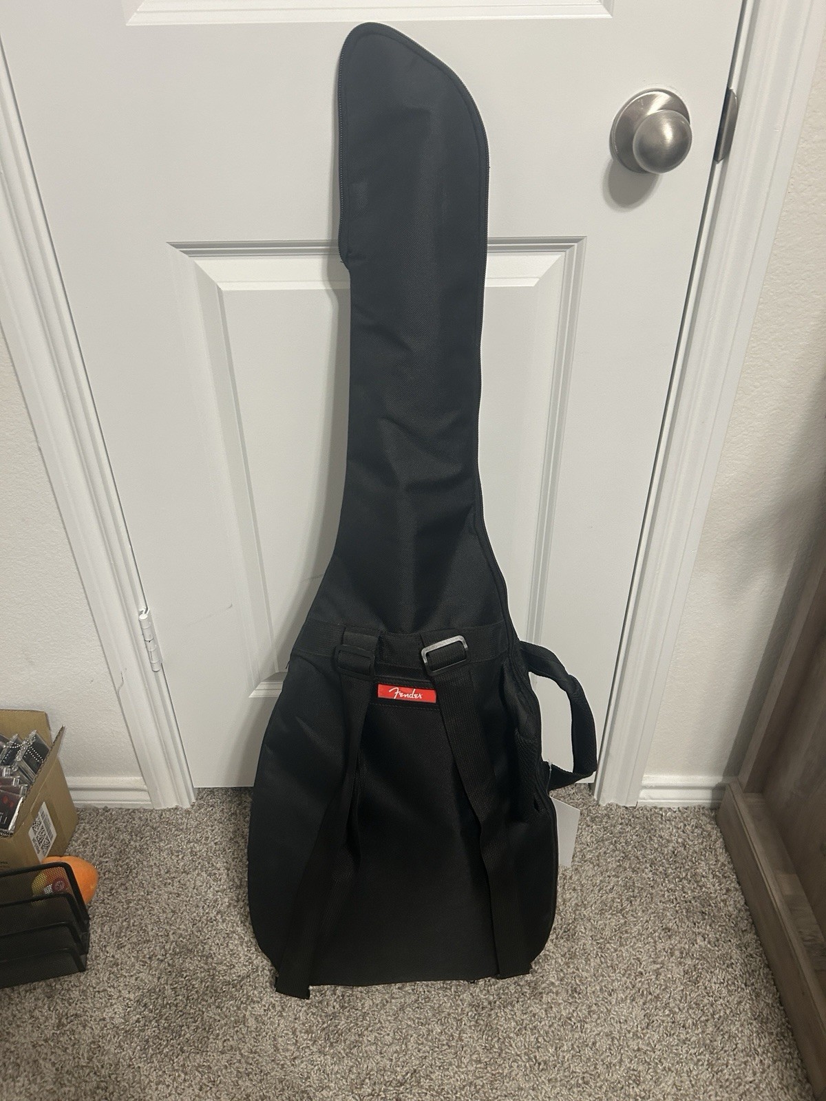 Vantage by Samick Electric Guitar With Gig Bag And Strap