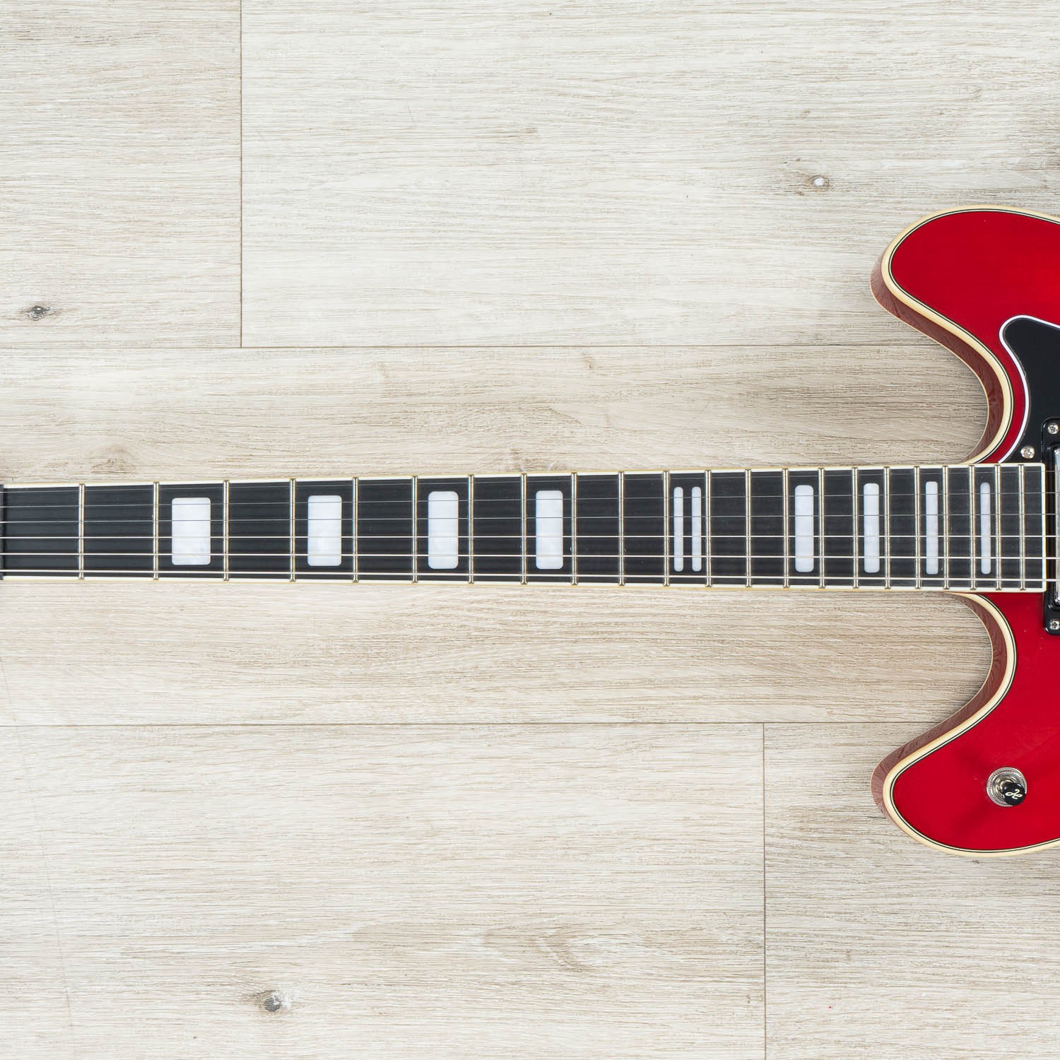 Mint Hagstrom Viking Semi-Hollow Electric Guitar Wild Cherry Trans Finish WCT