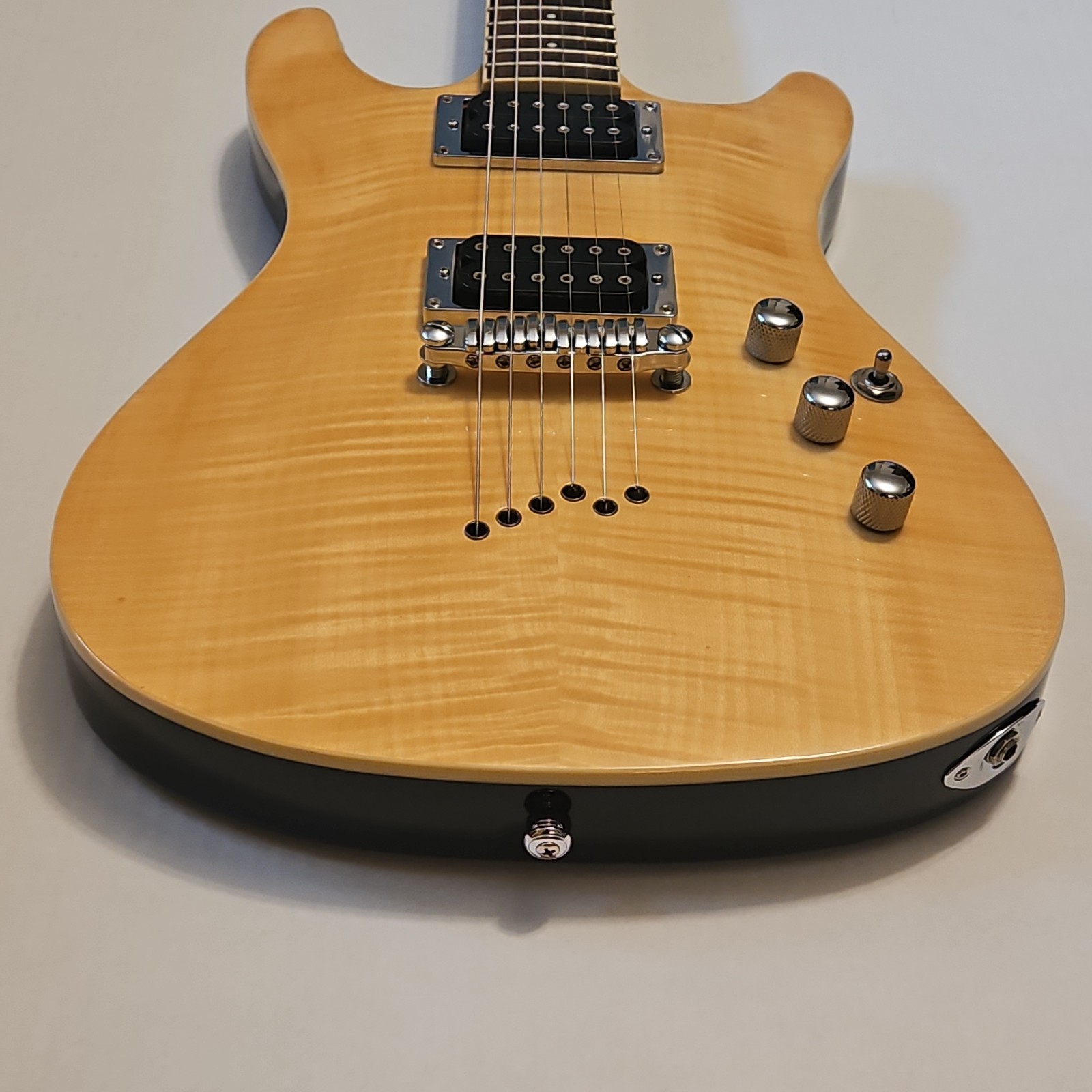 2009 Ibanez SZR520 Electric Guitar NATURAL Flame Maple Top Chrome Short Scale