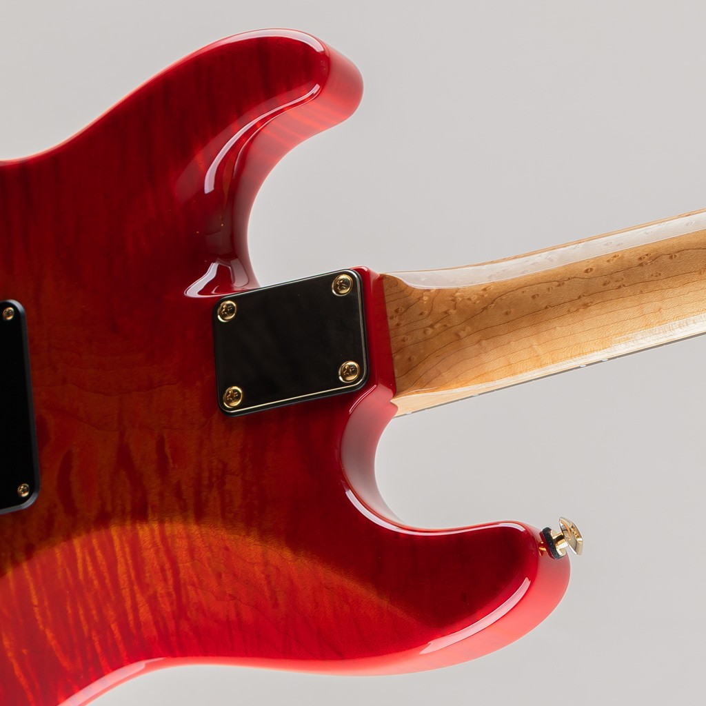 Suhr Custom Classic S Fireburst W/ 1Pc Quilt Maple Body/3A Roasted Birdseye Safe
