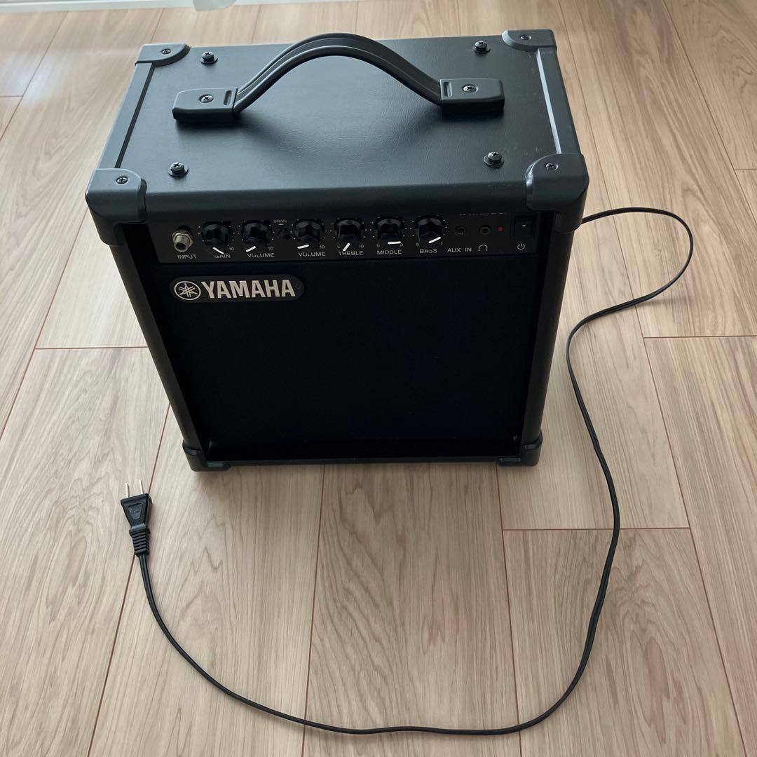 Yamaha Guitar Pacifica Wine Red + Guitar Amplifier Safe packing!