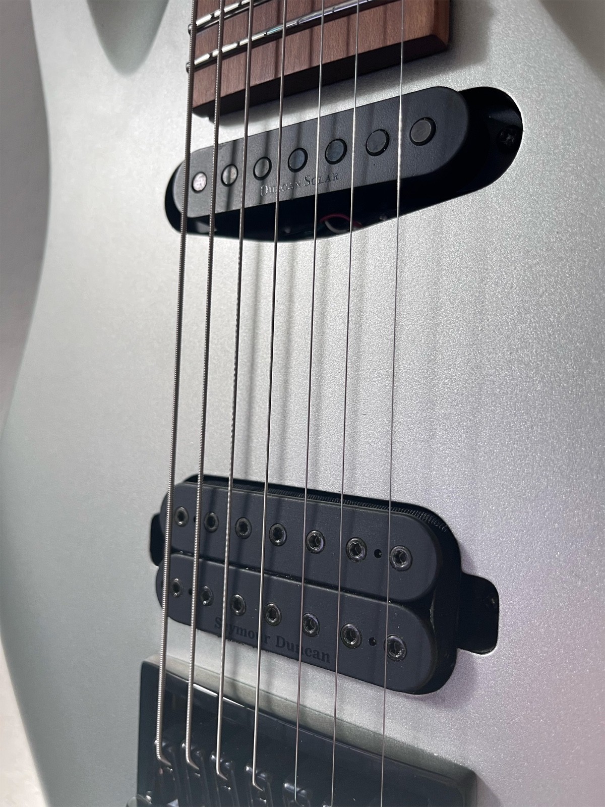 Solar AB1.7S Guitar – 7 String – Evertune + Seymour Duncan Alpha Omega w/Case