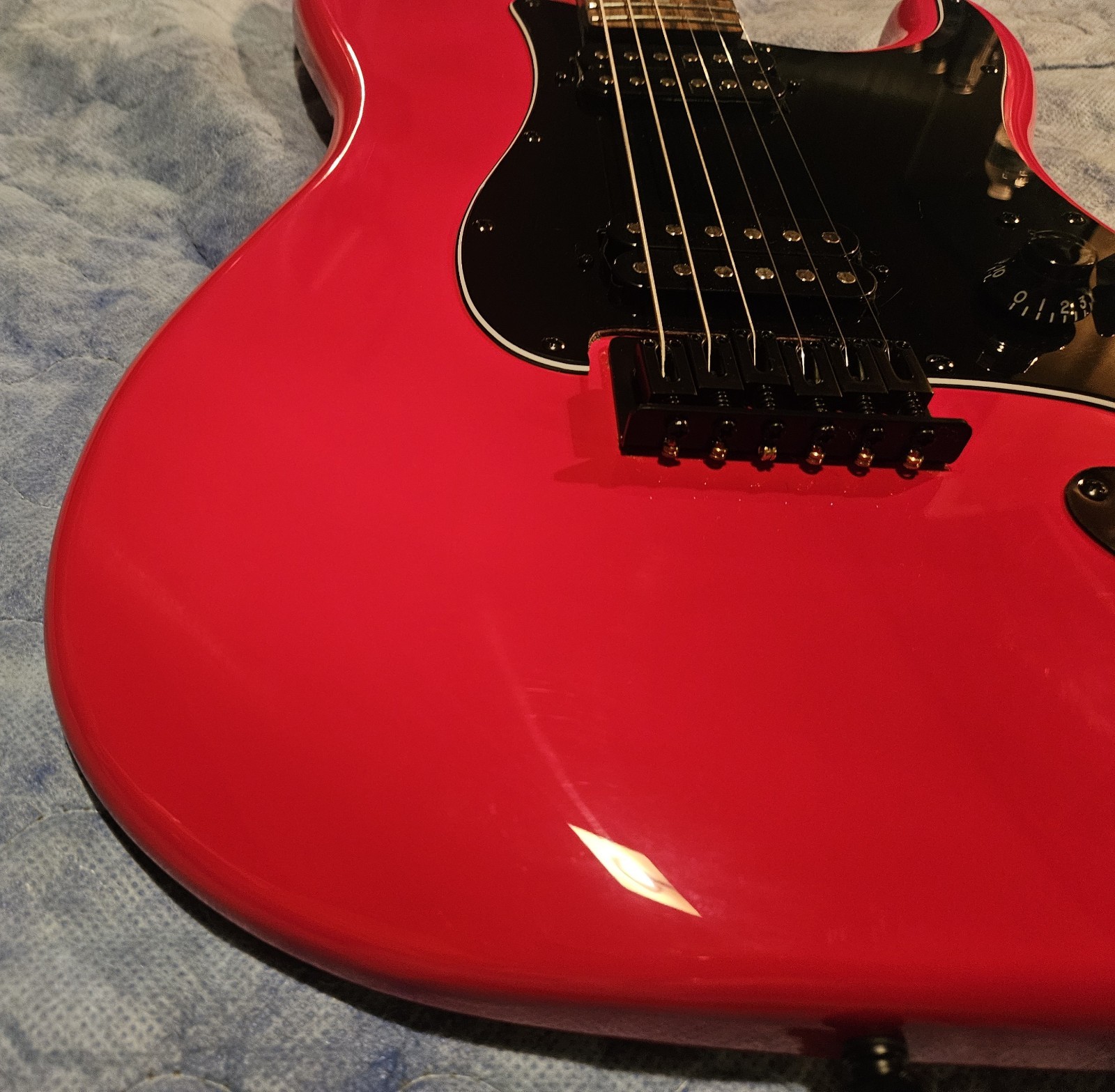 Squier Contemporary Strat Sonic Hybrid Partscaster Hardtail Torino Red MODS
