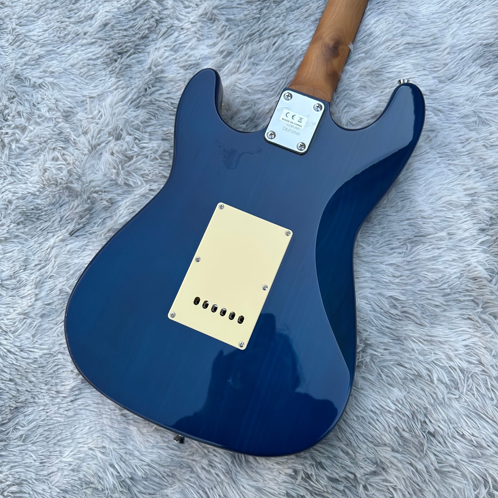 ST Electric Guitar/Stainless Steel Round Head Wire/Bull Bone String