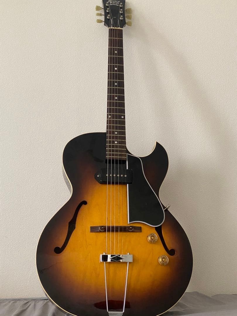 Archtop Tribute Electric Guitar