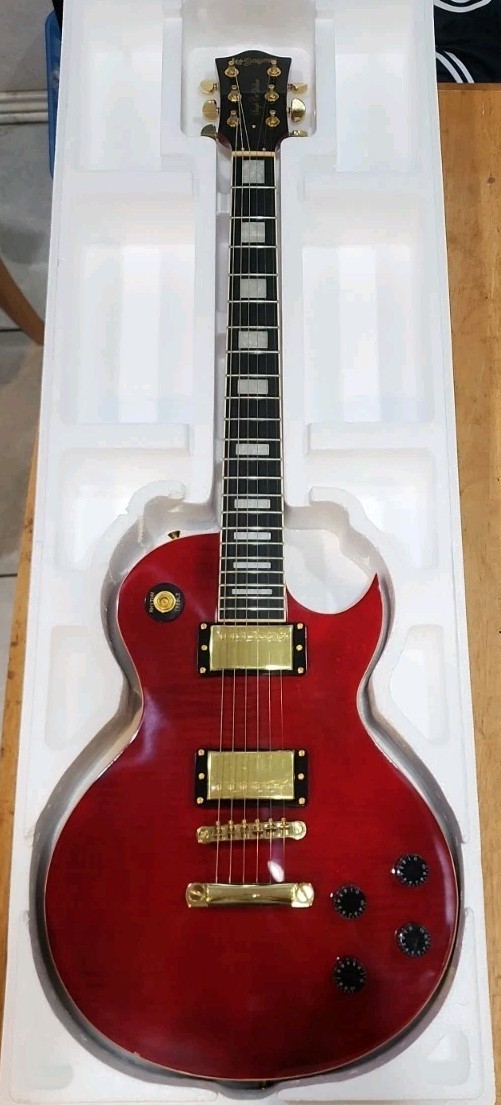 Leo Jaymz Single Cut Deluxe Full Size Electric Guitar Red/Gold (Ready To Ship)