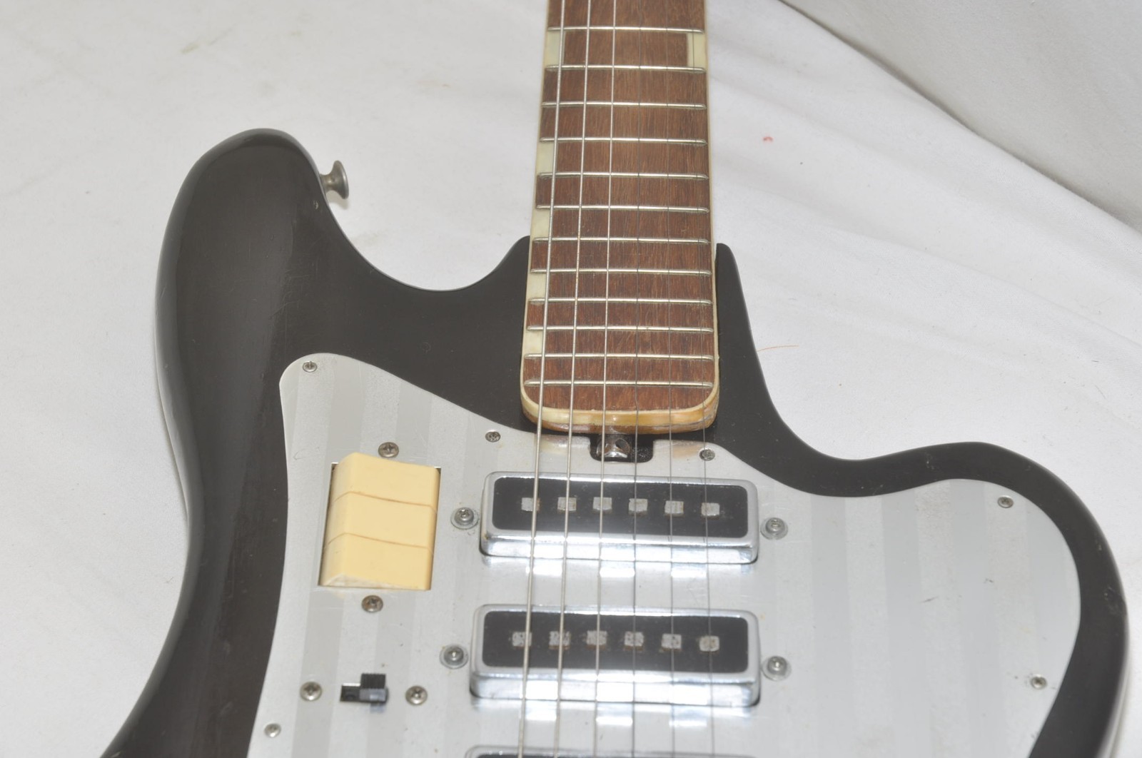 TEISCO TG-64 Electric Guitar Ref No 7821