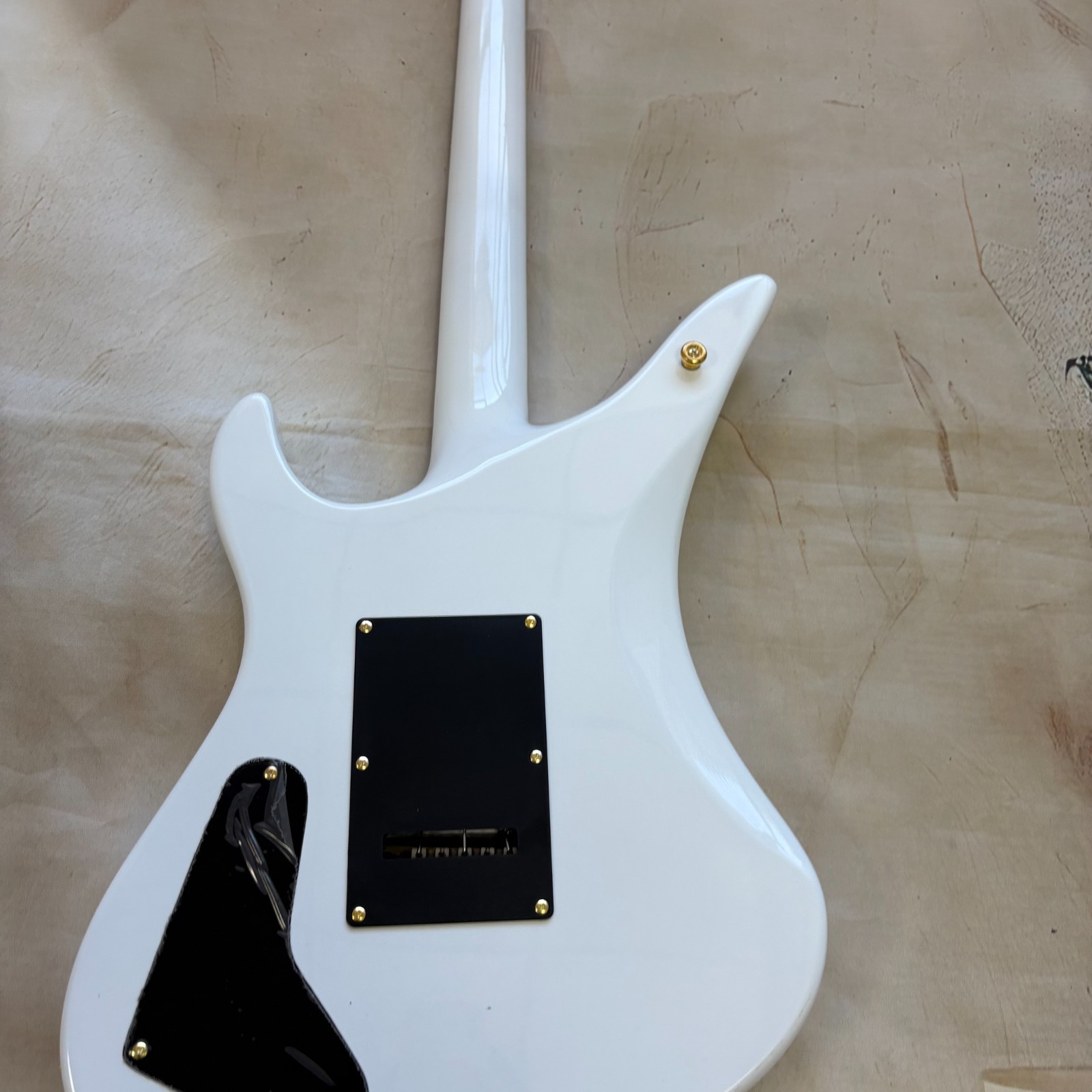 White Synyster Gates Electric Guitar Rosewood Fingerboard Solid Body
