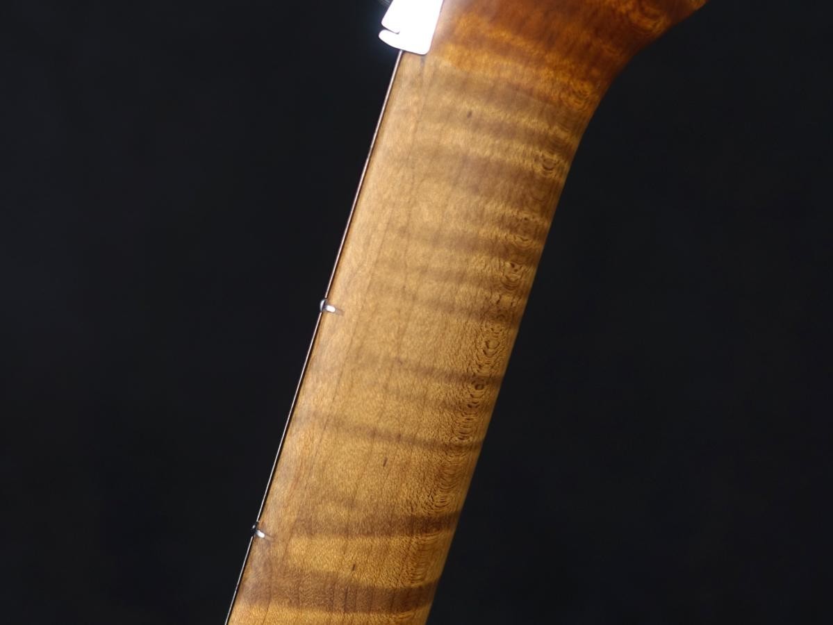 MUSIC MAN AXIS Used Maple+Basswood body Roasted Amber Flame w/Semi-hard case
