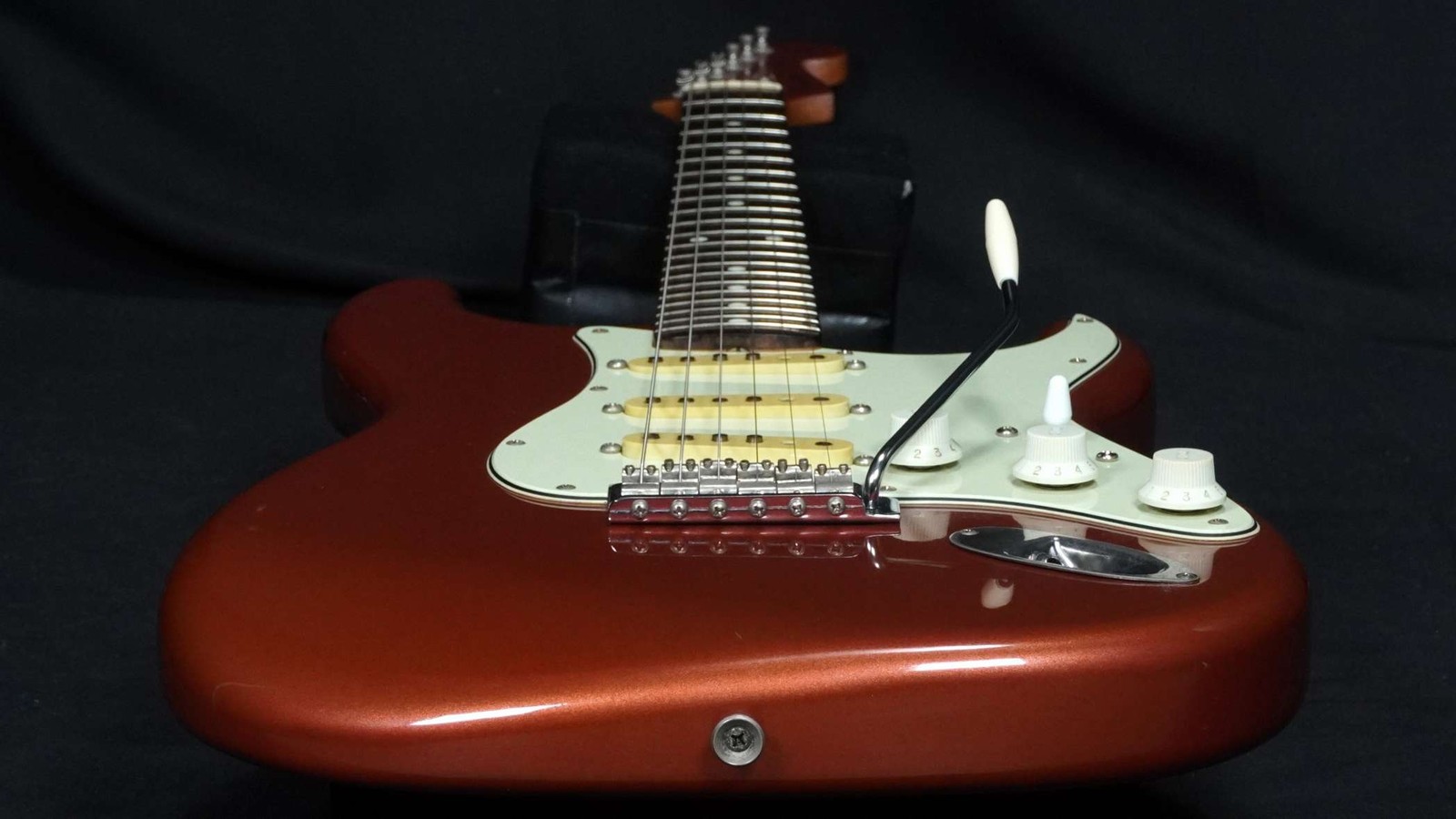 Fender Japan -2015 / St62 Custom Order Burgundy Mist Metallic Matching Head