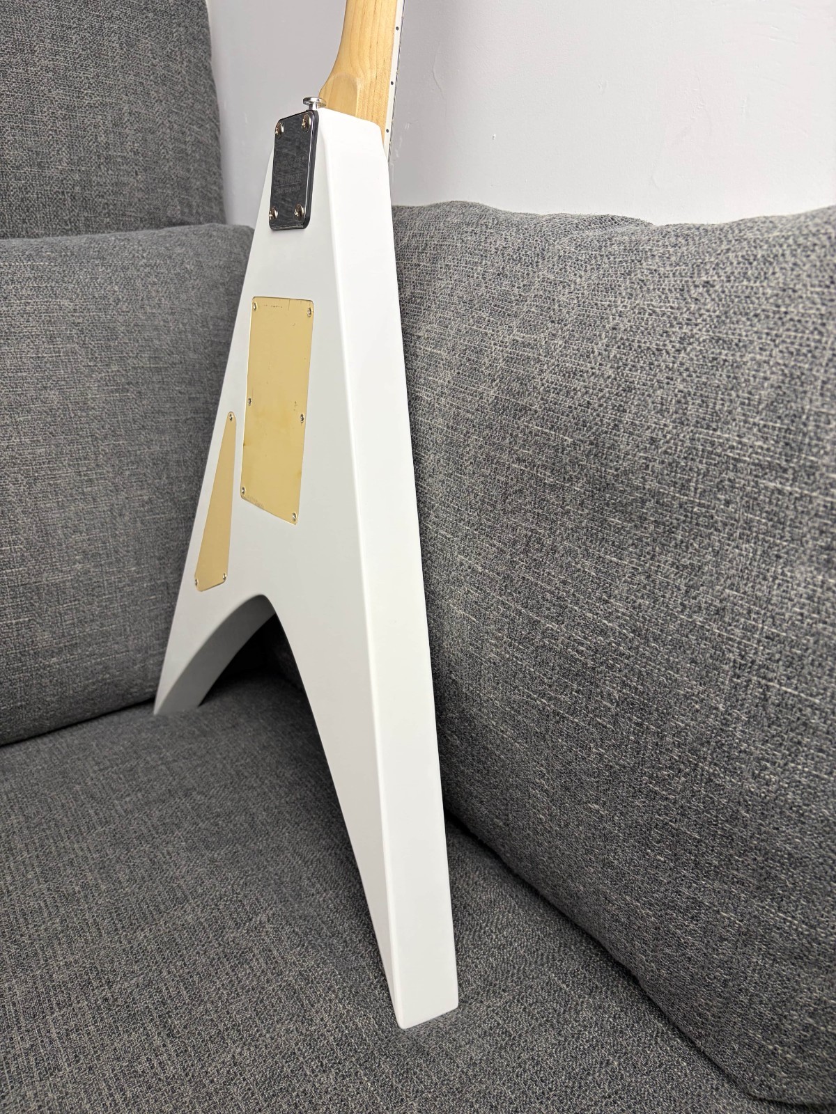 White Jk Flying V King V Electric Guitar Glossy Floyd Rose Vibrato