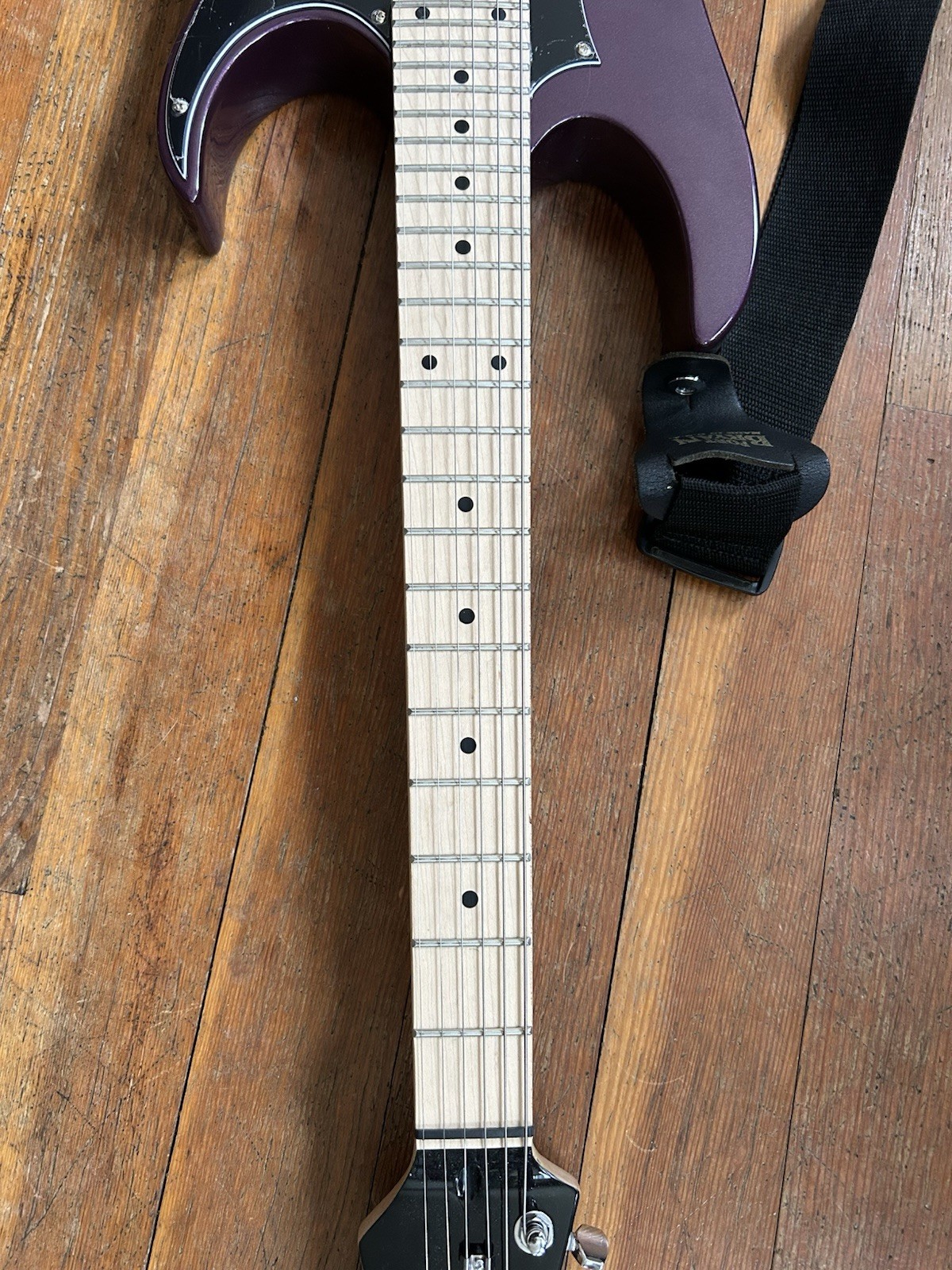 Ibanez Mikro GRGM21M Solid Electric Guitar. Barely Used