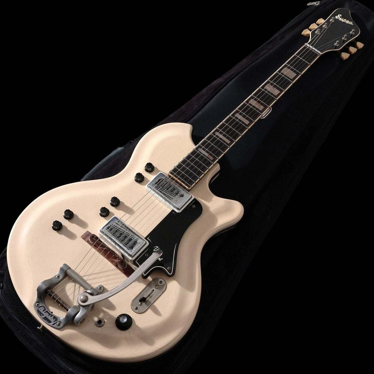 SUPRO 1965 Martinique w/gig bag USED