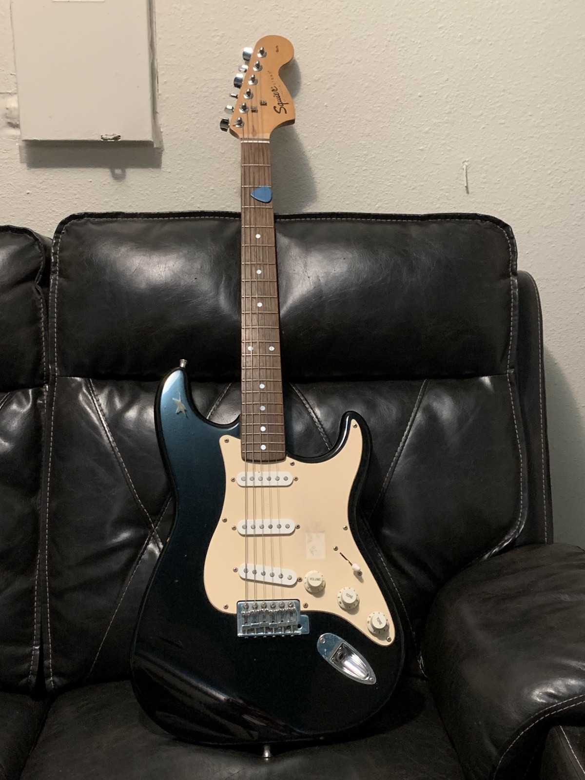 Squier Affinity Stratocaster Electric Guitar