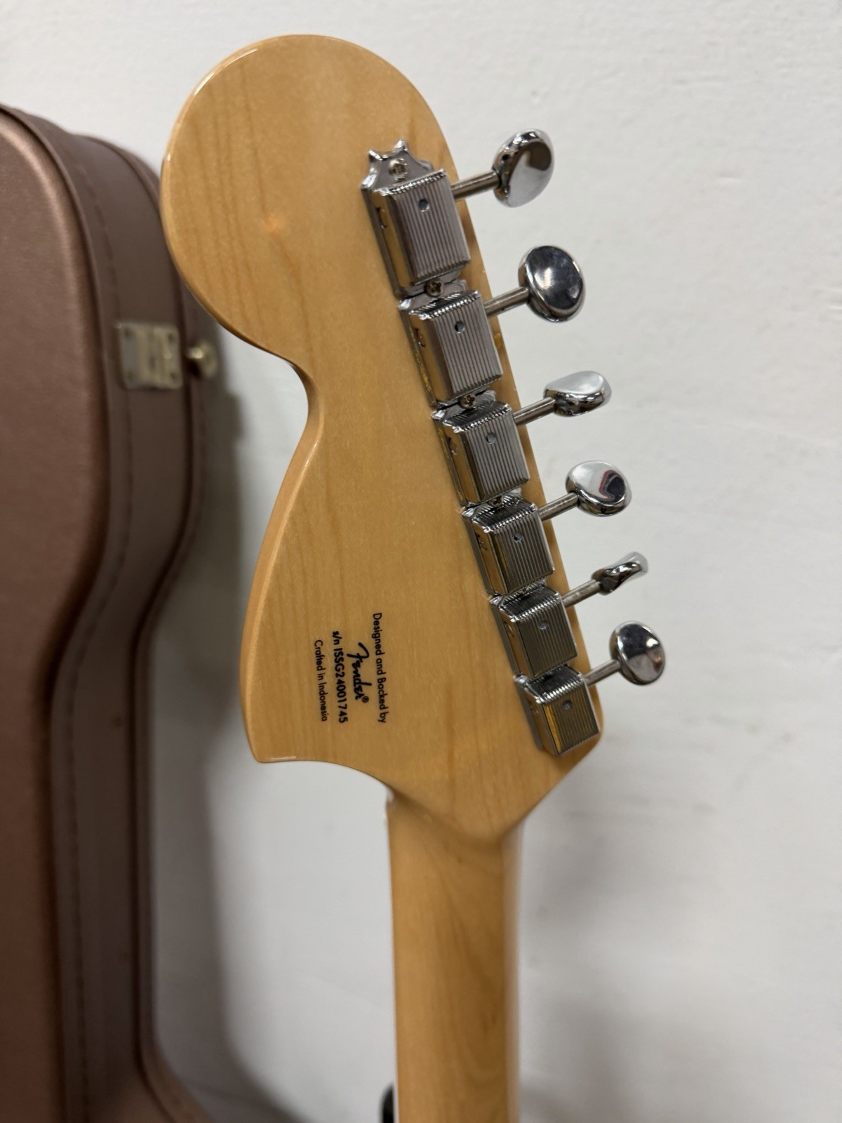 FLAWLESS Squier Paranormal Troublemaker Telecaster Deluxe Aztec Gold W NEW Case