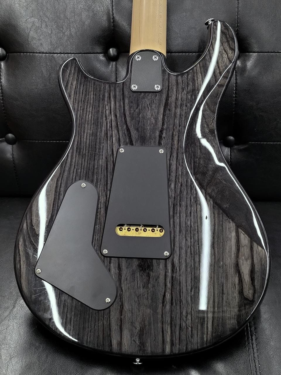 PAUL REED SMITH SE SWAMP ASH SPECIAL Electric Guitar-03