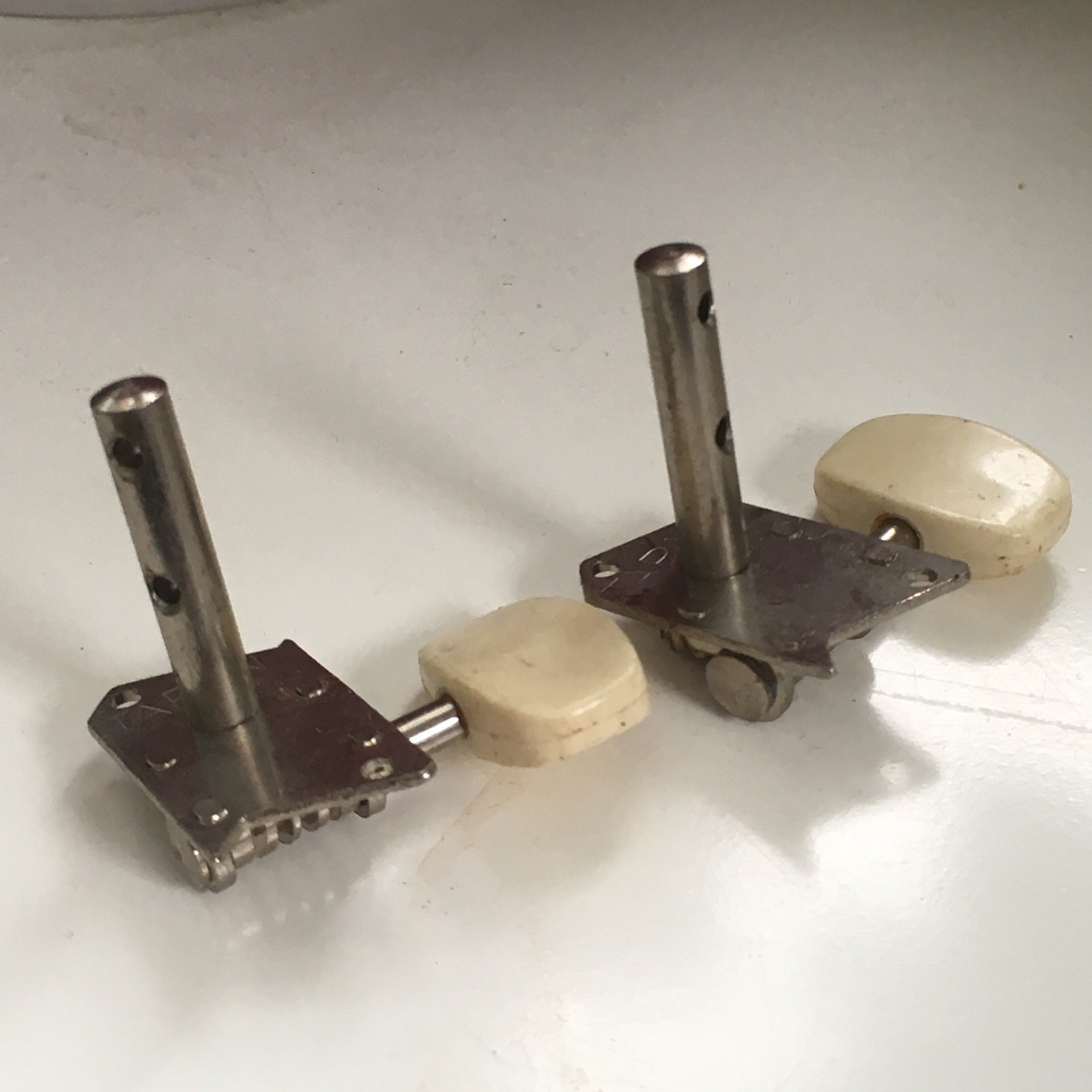 2 Vintage Acoustic Electric Guitar Tuners “JAPAN” Chrome Cream Buttons Rare MIJ