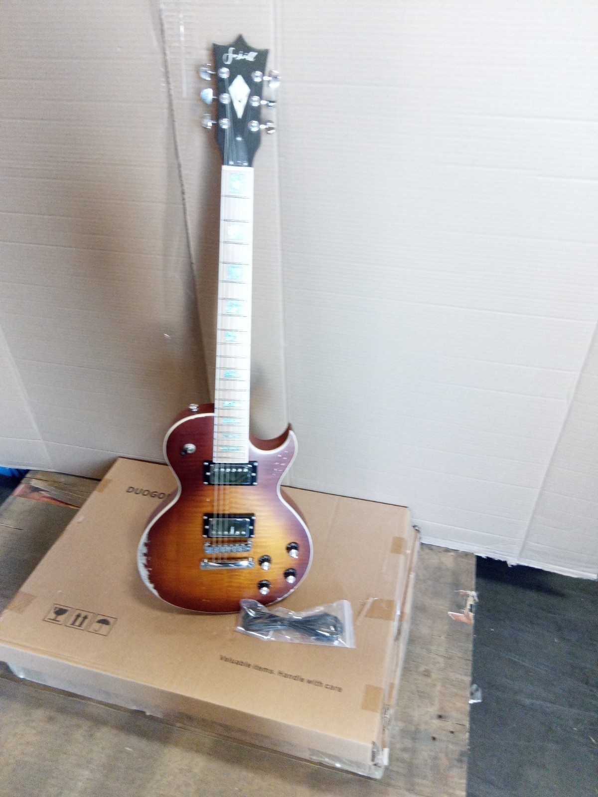 Open Box Old Aged Electric Guitar Maple Fretboard Sunburst Abalone Inlay