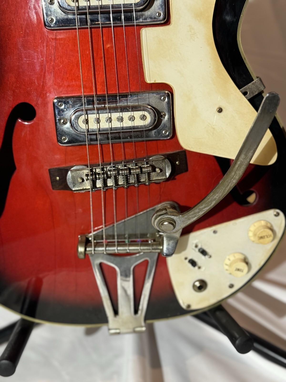Vintage 60’s Sekova Hollow body Electric Guitar ( US-28 Ranger) (MIJ/MIK)