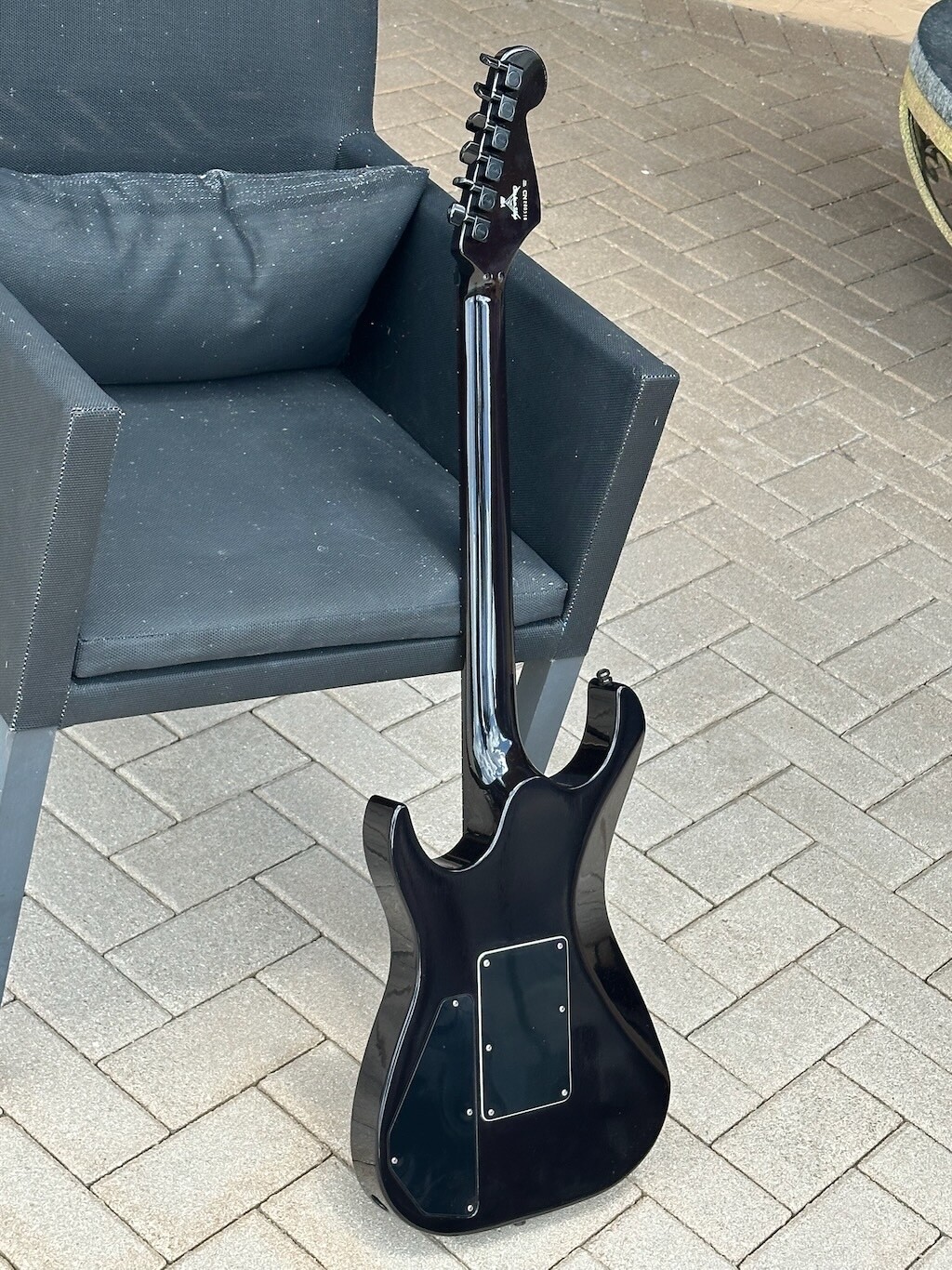 1994 Fender Stratocaster Set-Neck by the Custom Shop it’s 1 of a kind & Minty !