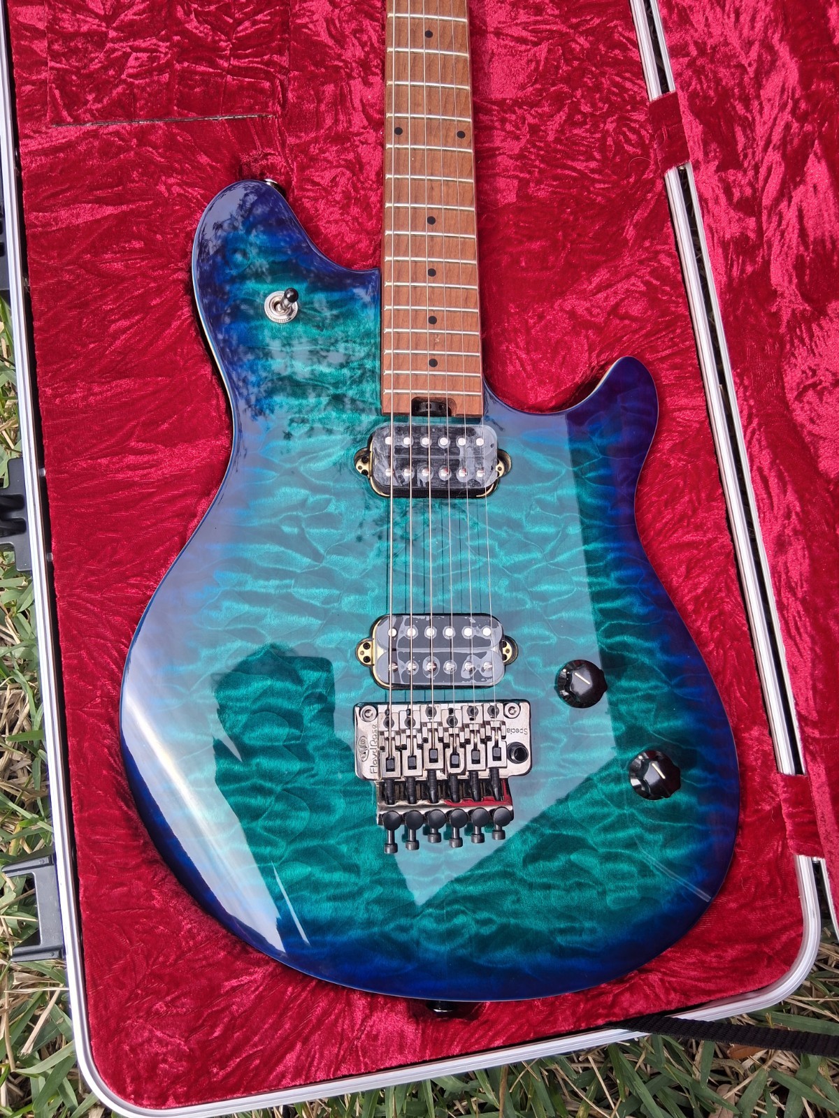 EVH Wolfgang Standard Clorine Burst QM Guitar W/ Hard Case