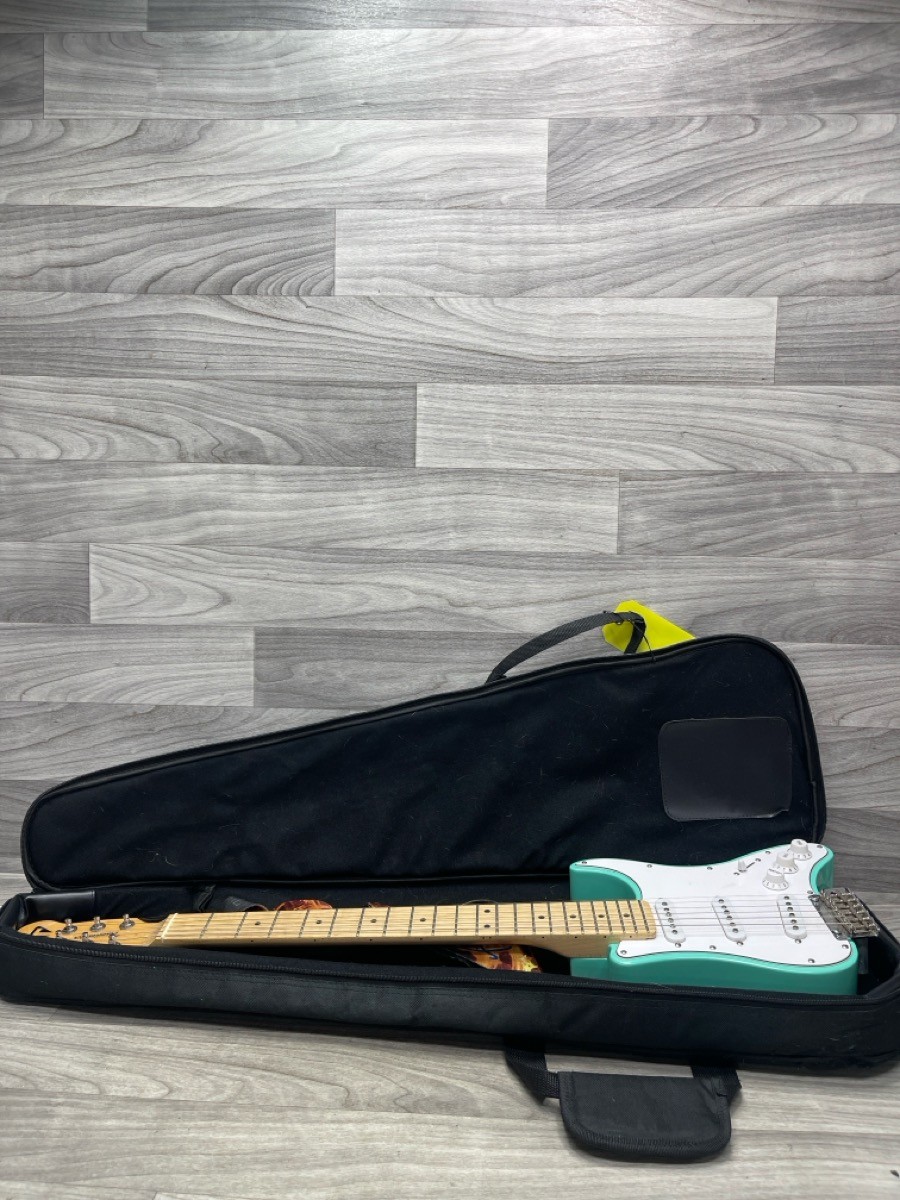 Traveler Guitar Travelcaster Deluxe Electric Travel Guitar (A1D021473)