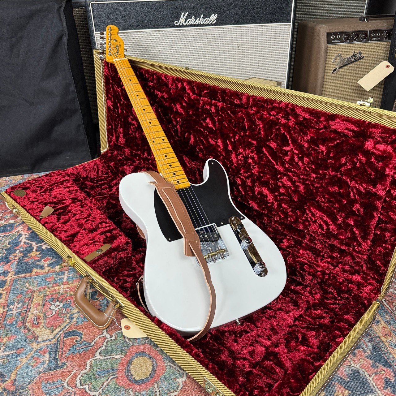 *Video* Fender USA Esquire 70th Anniversary 1950 Reissue Nitro Lacquer Pine Body