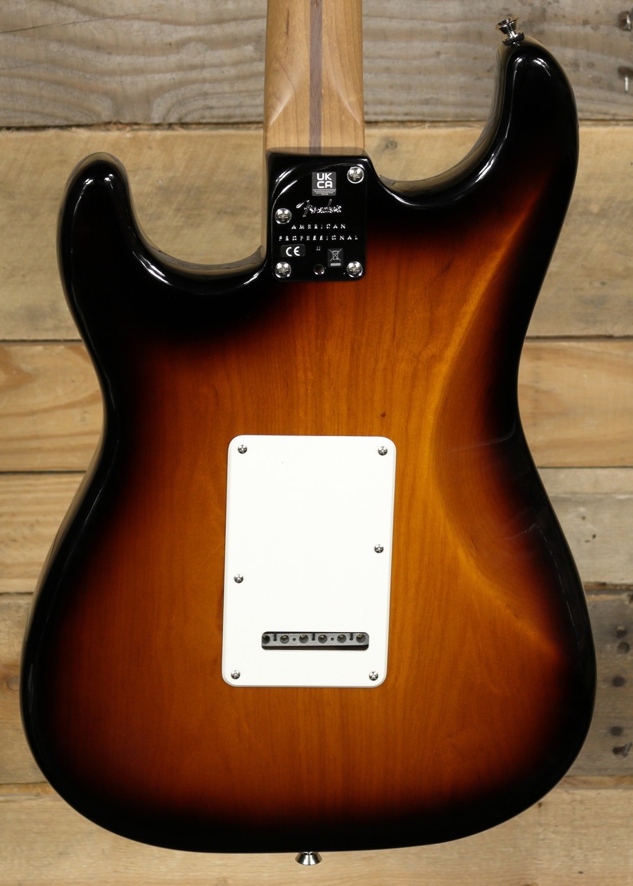 Fender DE American Professional II Stratocaster Electric Guitar 2-Color Sunburst