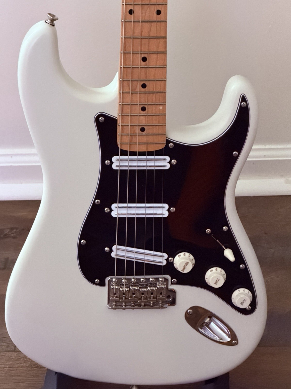 Fender Highway One Body With Squier Standard Neck And Squier Contemporary Wiring