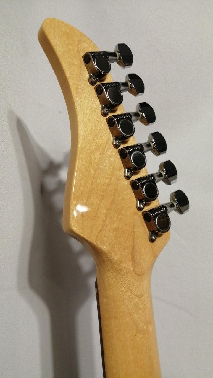 FERNANDES REVOLVER CLASSIC SERIES Stratocaster type