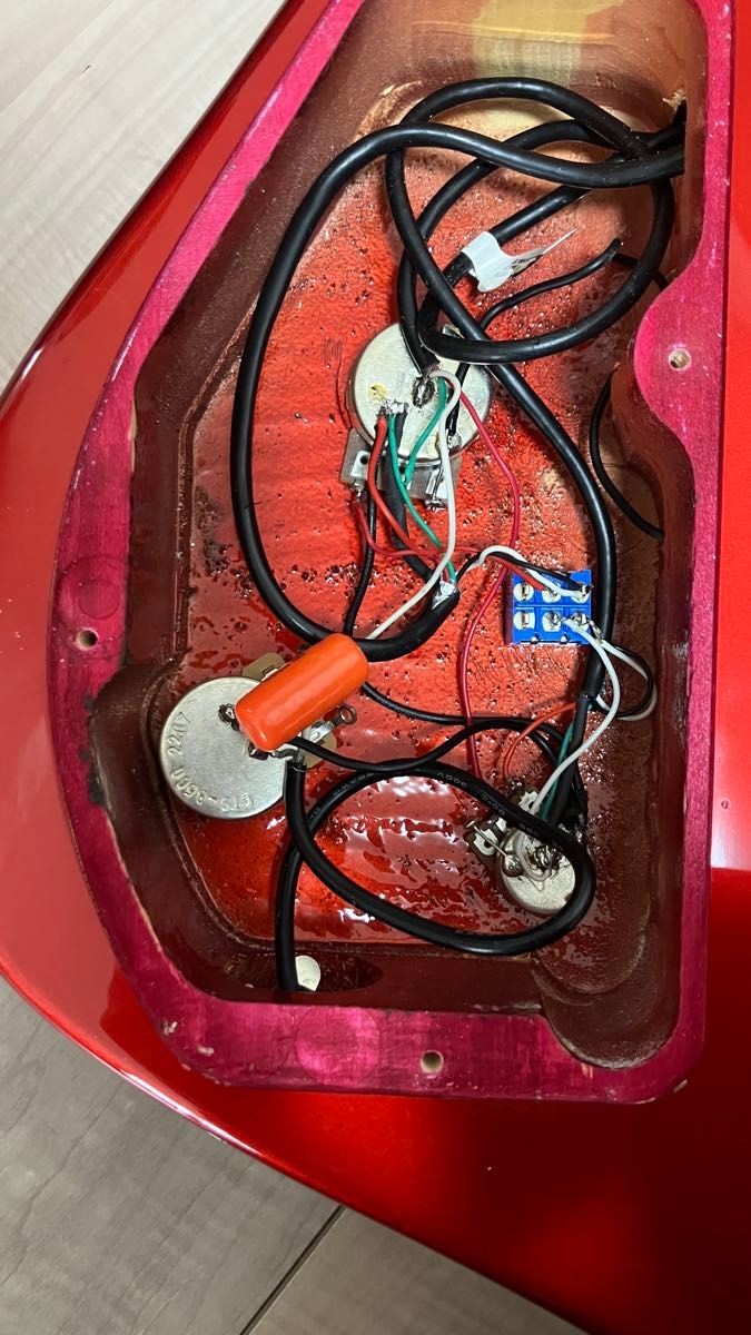 FERNANDES Ravelle STD AR