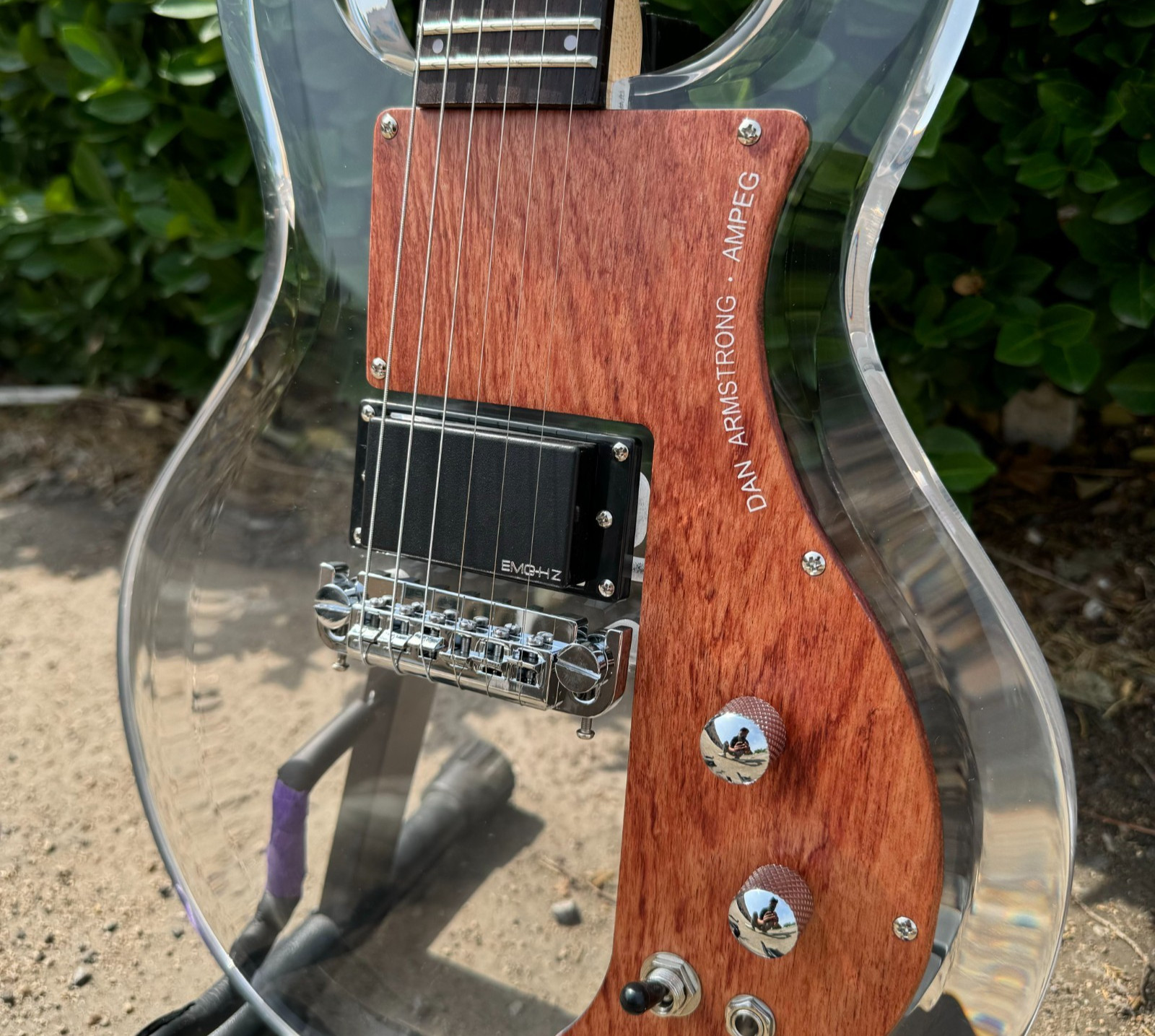 Acrylic Body Electric Guitar Rosewood fretboard 24frets Chrome hardware US