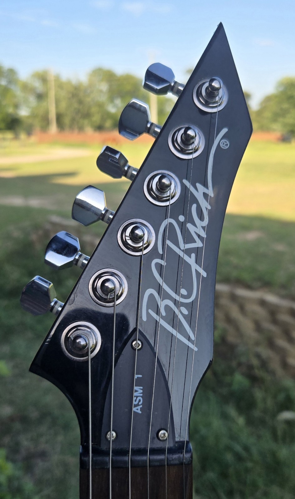 B.C. Rich ASM-1 Pearl Black 2014 Mint! Awesome shredding beast MINT!