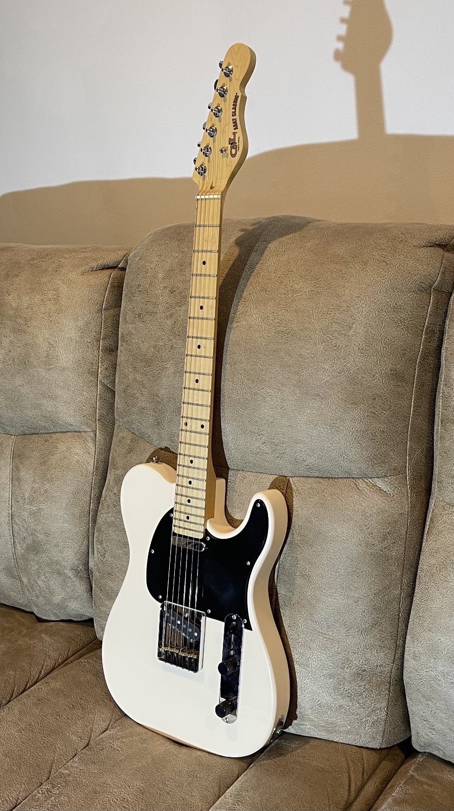 G&L ASAT Classic Tribute E.Guitar w/case *G&L(USA) PUPs & Upgraded elec.(920D)