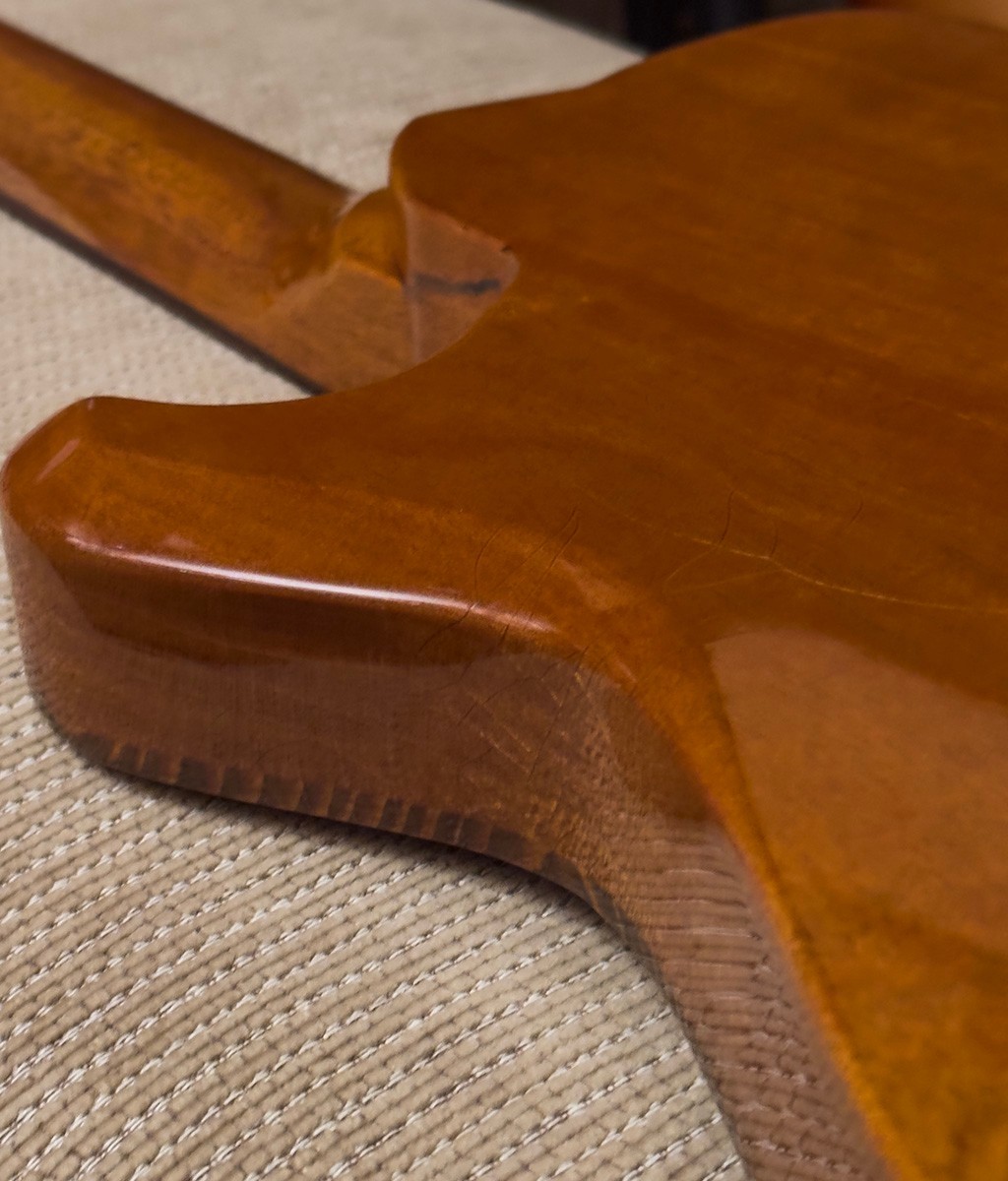 Knaggs Chena SVHS Old Violin Semi-Hollow Electric Guitar – with Hard Case