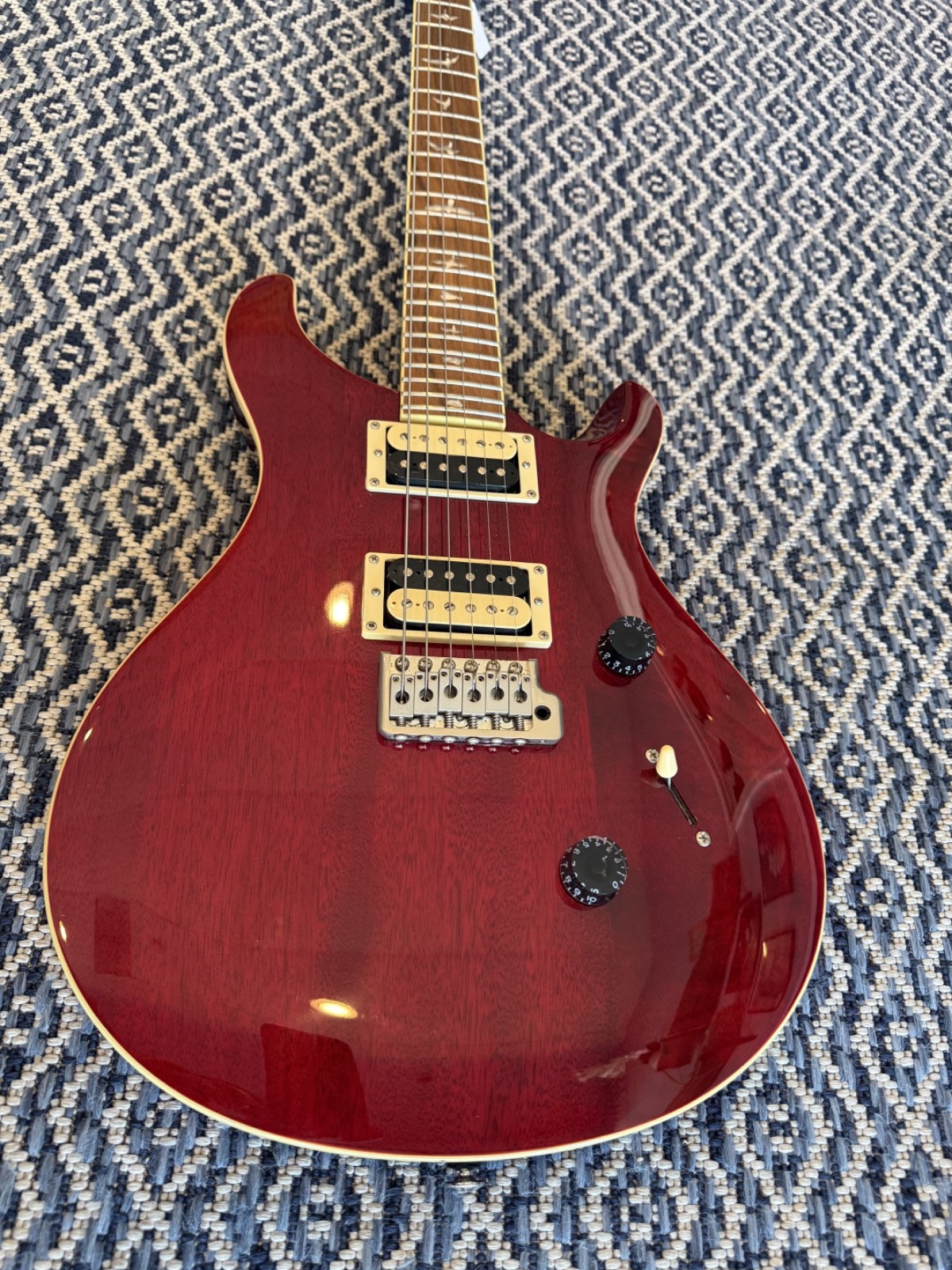 PRS SE Standard 24 Guitar – Vintage Cherry