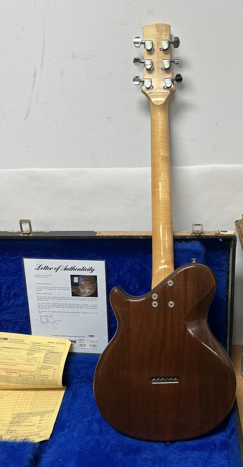 ROLLING STONES Gretsch Beast 1500 Guitar RONNIE WOOD AUTO PSA COA & Signed Book
