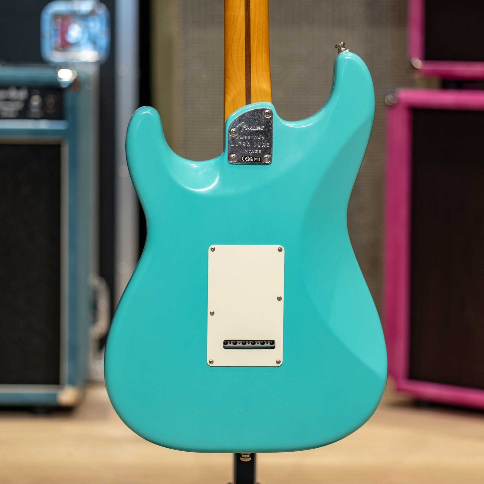 Fender American Ultra Luxe Vintage ’60s Stratocaster HSS – Sea Foam Green
