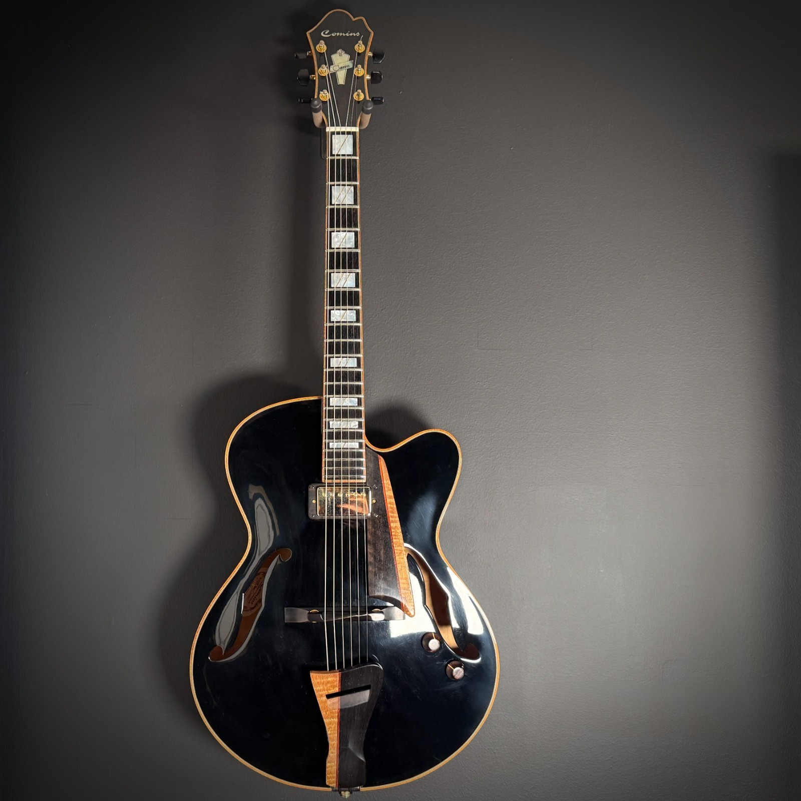 2010 Comins Classic 16-inch Electric Archtop